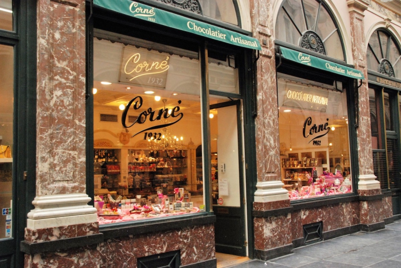 chocolaterie-LA BRIGUE-min_chocolate_chocolaterie_shop_luxury_chic_gallery_brussels_belgium-558146